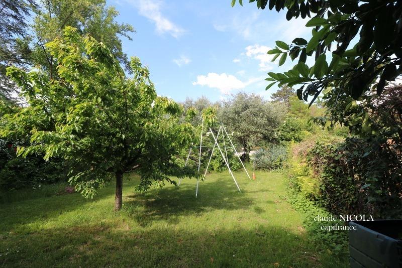 Terrain constructible - 616 m²