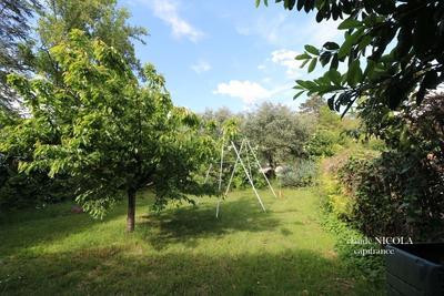 Terrain constructible - 616 m²
