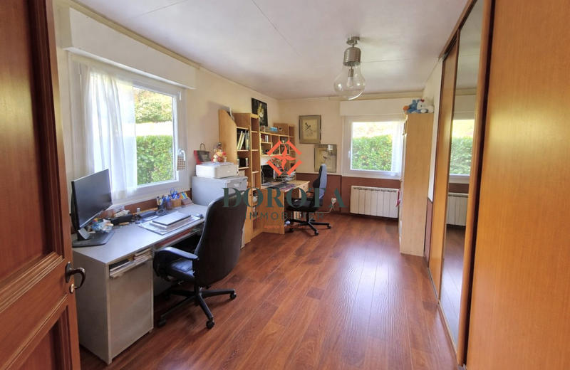 Maison - 151 m² - 6 pièces