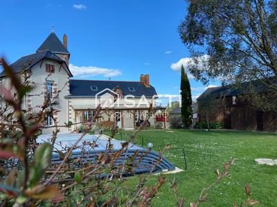 Maison - 199 m² - 7 pièces