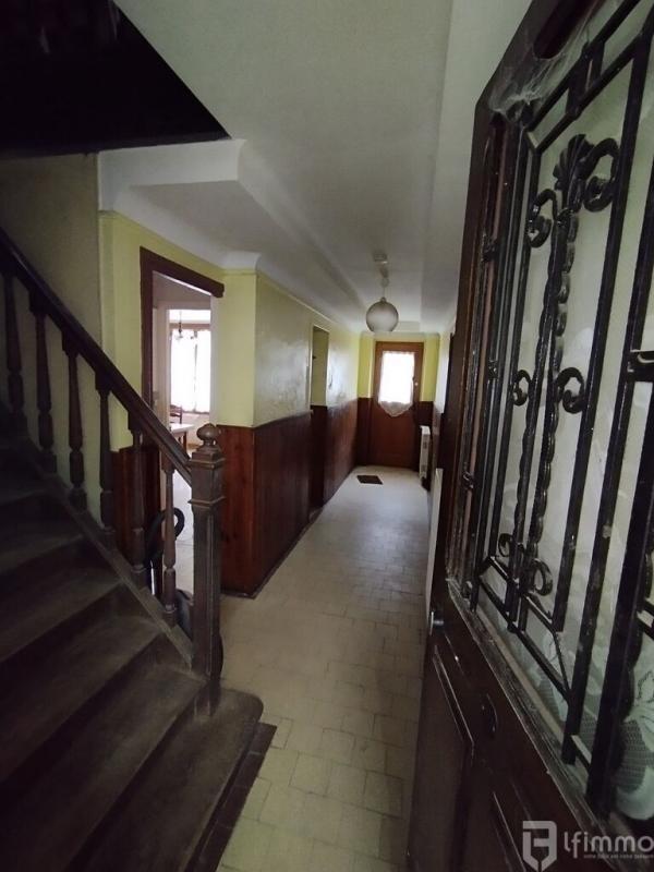 Immeuble - 221 m² - 12 pièces