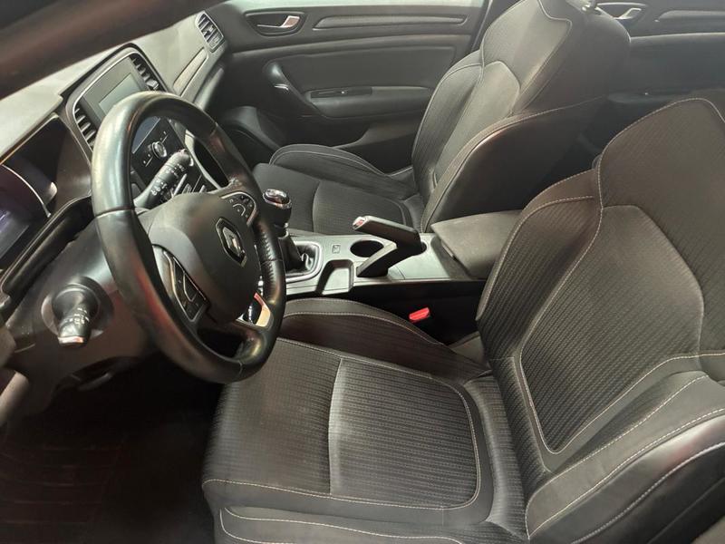 Renault Mégane IV Berline Business Blue dCi 115