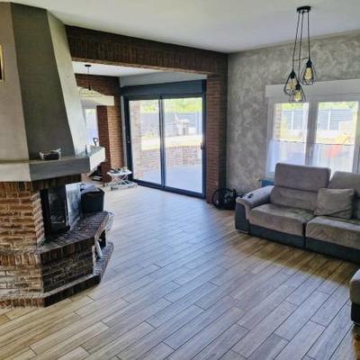 Maison - 182 m² - 8 pièces