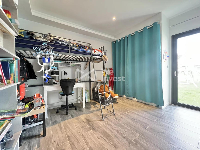 Maison - 185 m² - 6 pièces