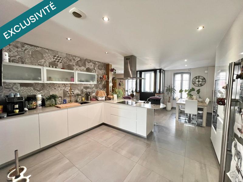 Maison - 195 m² - 5 pièces