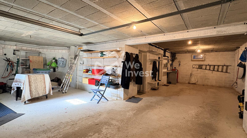 Maison - 202 m² - 11 pièces