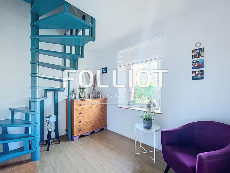 Maison - 240 m² - 10 pièces