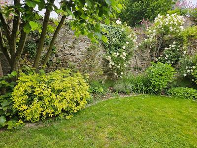 Demeure - 204 m² - 8 pièces