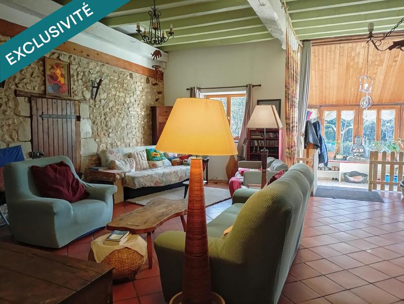 Maison - 248 m² - 9 pièces