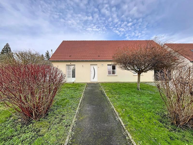 Maison - 90 m² - 5 pièces