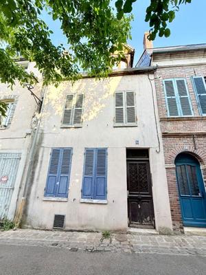 Immeuble - 105 m² - 5 pièces