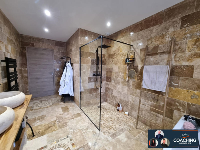 Maison - 138 m² - 5 pièces