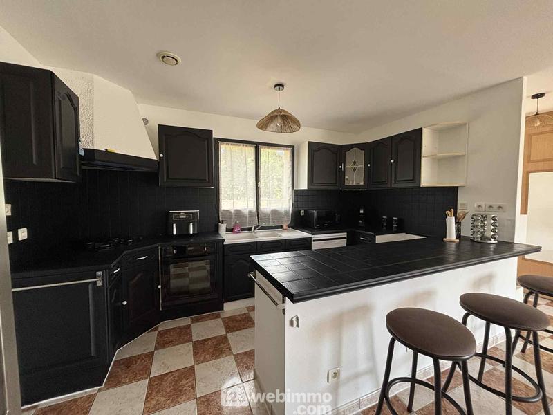 Maison - 97 m² - 4 pièces