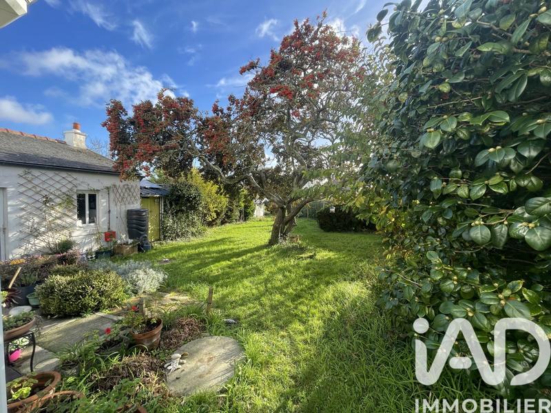 Maison de ville - 111 m² - 8 pièces