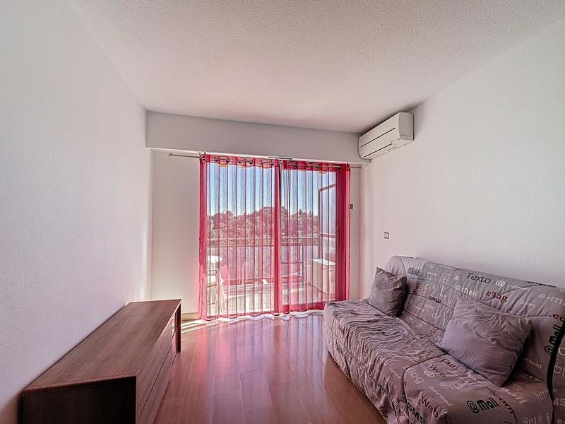 Studio - 21 m² - 1 pièce