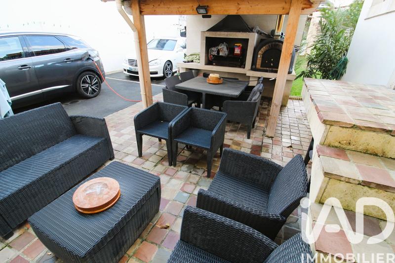 Maison - 150 m² - 6 pièces