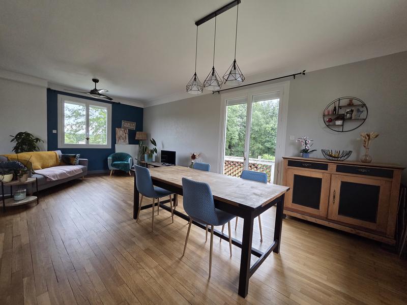 Maison - 164 m² - 8 pièces