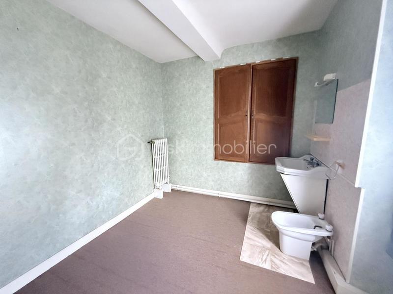 Maison - 185 m² - 10 pièces