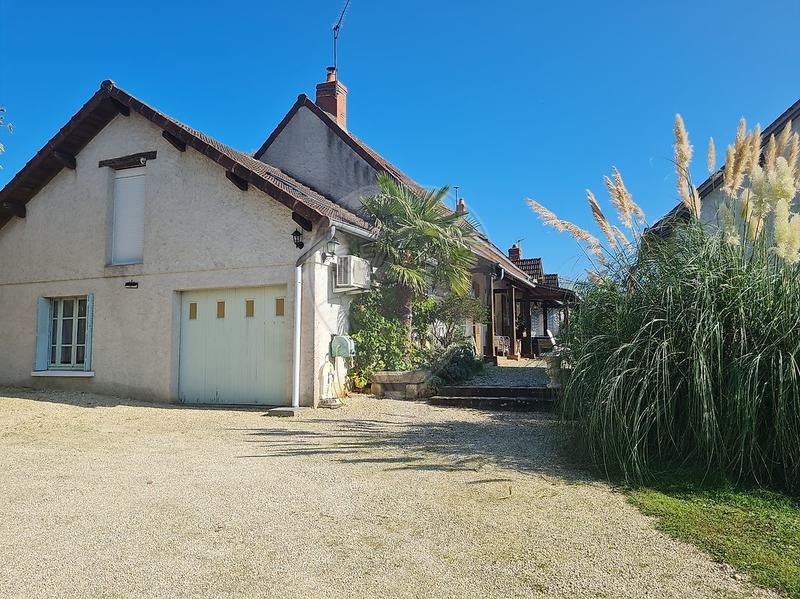 Maison - 186 m² - 6 pièces
