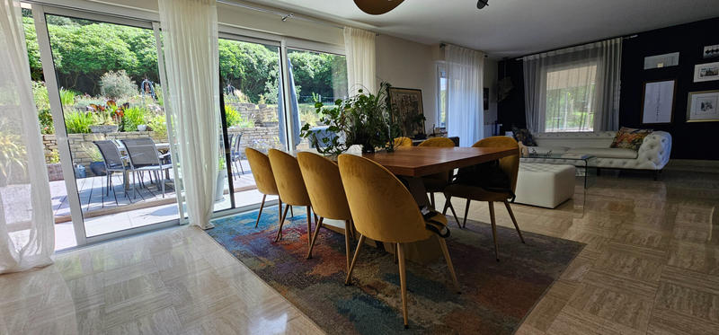 Maison - 216 m² - 8 pièces