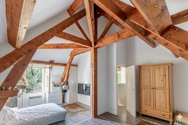 Maison d'architecte - 230 m² - 10 pièces