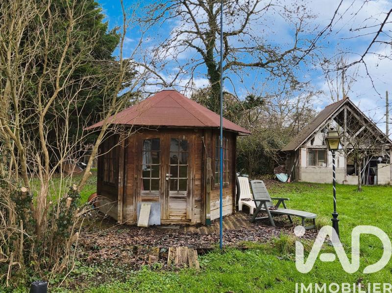 Maison - 90 m² - 5 pièces