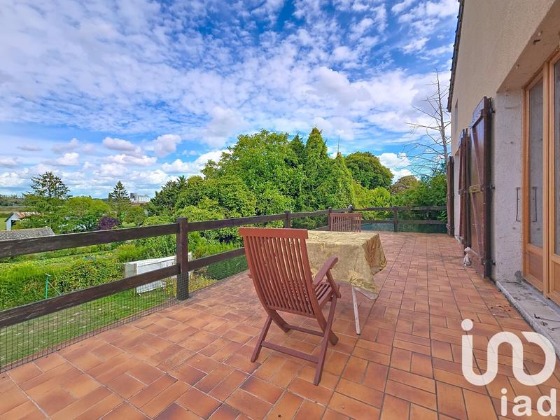 Maison - 145 m² - 8 pièces