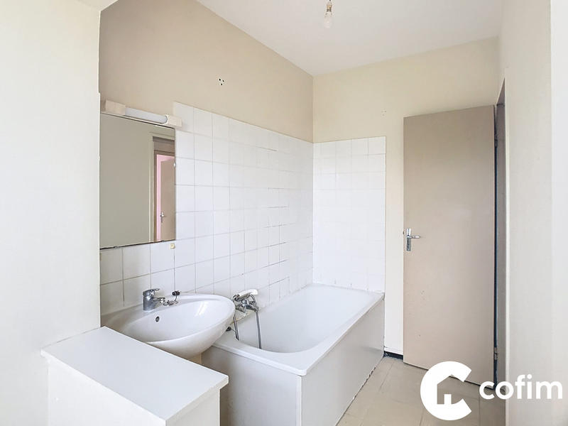 Appartement - 67 m² - 4 pièces