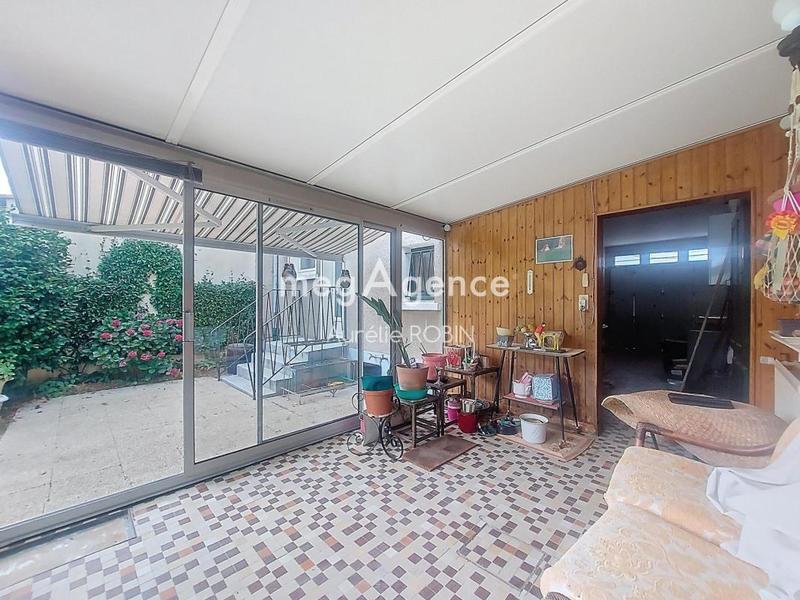 Maison - 90 m² - 5 pièces