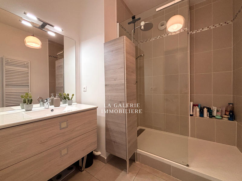 Appartement - 56 m² - 2 pièces