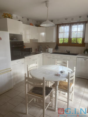 Maison - 136 m² - 7 pièces