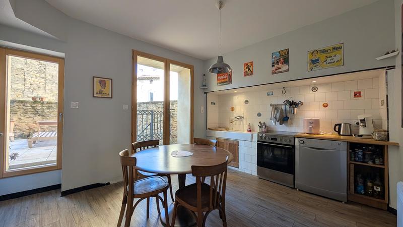 Maison - 148 m² - 9 pièces