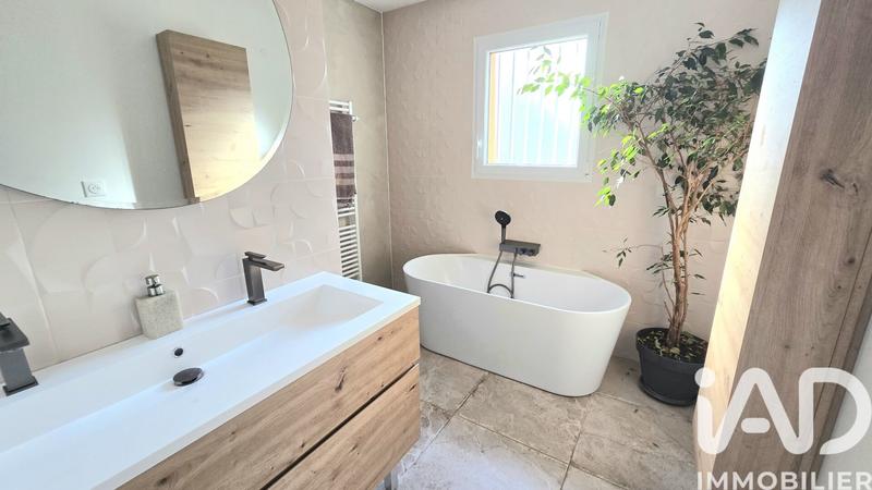 Maison - 101 m² - 4 pièces