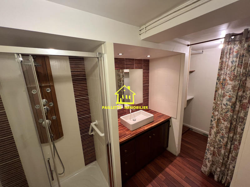 Appartement - 84 m² - 4 pièces