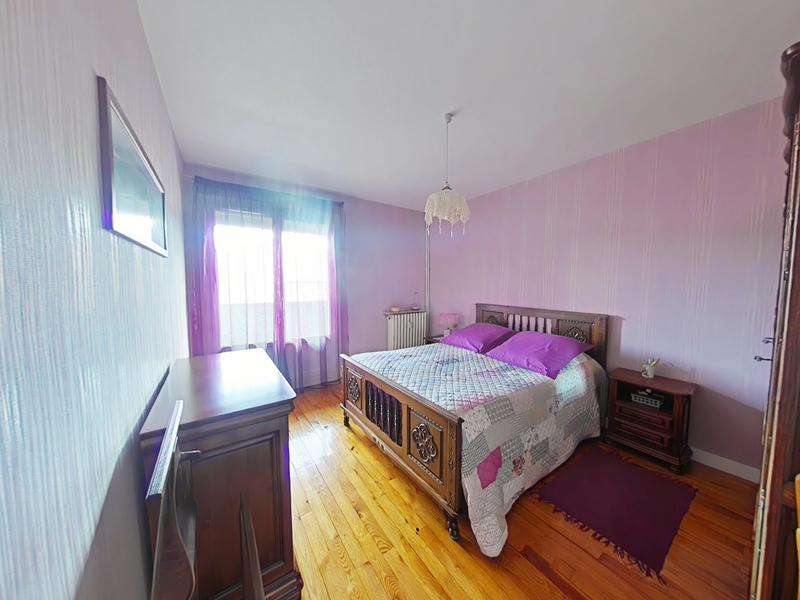 Appartement - 81 m² - 3 pièces