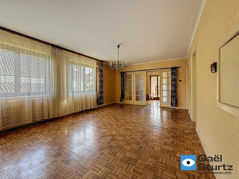 Maison - 182 m² - 8 pièces