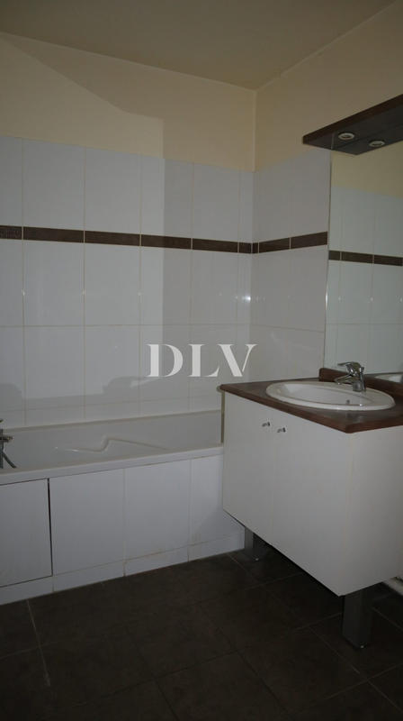 Appartement - 94 m² - 4 pièces