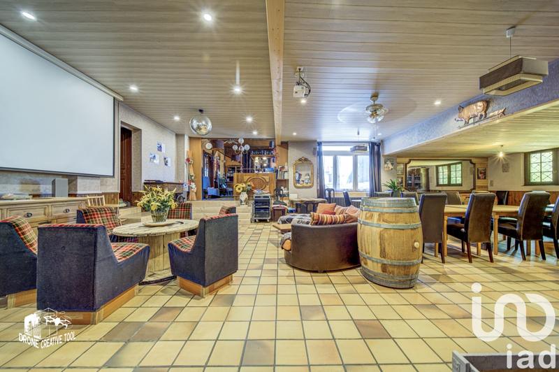 Maison - 453 m² - 14 pièces