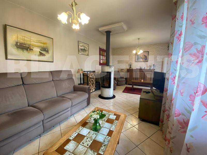 Pavillon - 172 m² - 8 pièces