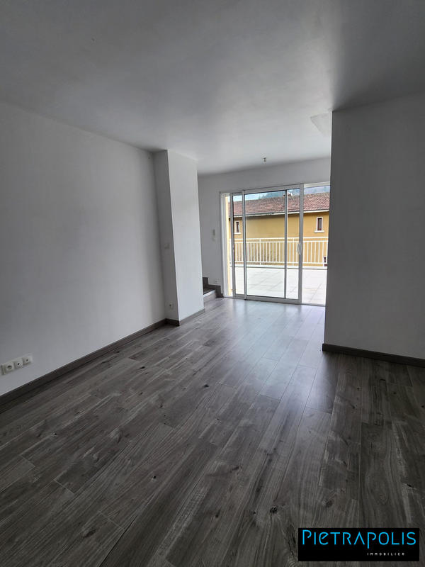 Maison - 86 m² - 7 pièces