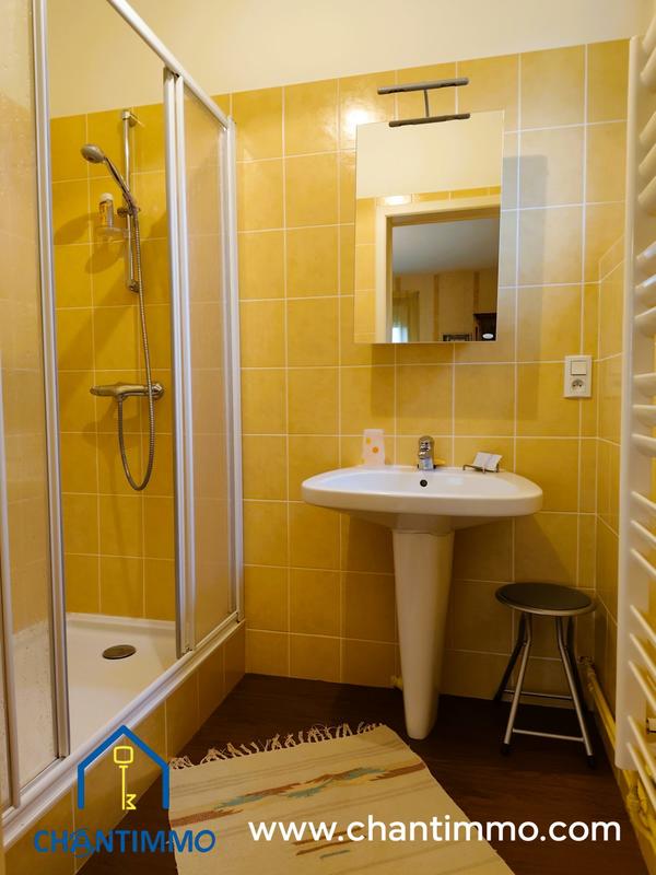 Maison - 224 m² - 10 pièces