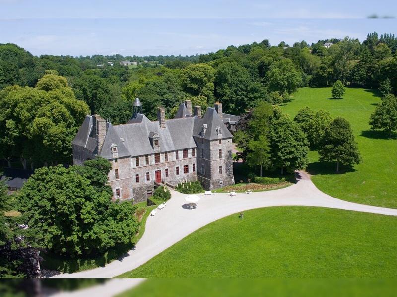 Raymond Aron. Colloque "Raison et liberté au 21e siècle"