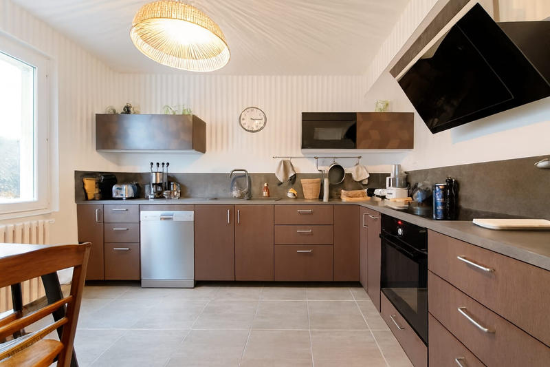 Maison - 145 m² - 6 pièces