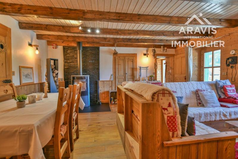 Maison - 111 m² - 6 pièces