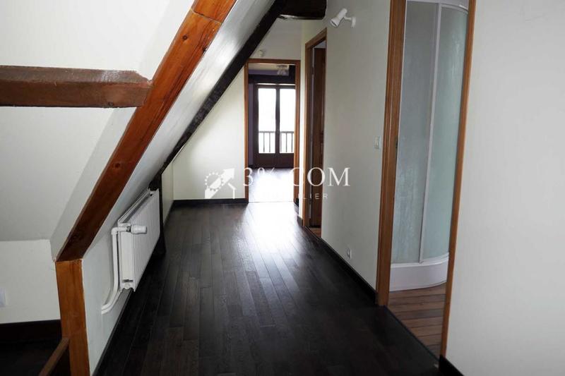 Demeure - 209 m² - 7 pièces