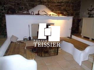 Maison - 300 m² - 14 pièces