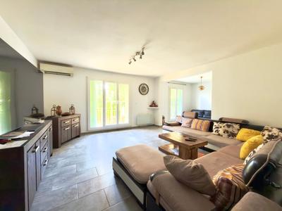 Appartement - 101 m² - 5 pièces