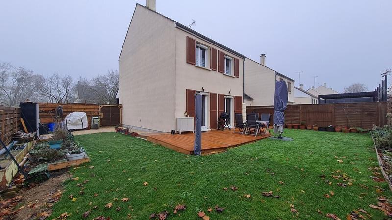 Maison - 95 m² - 5 pièces