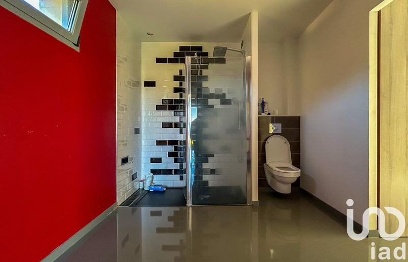 Maison - 194 m² - 7 pièces