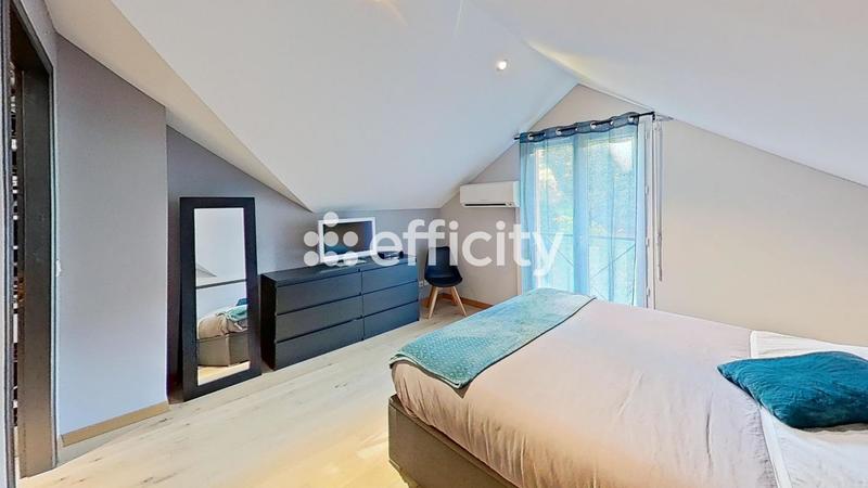 Maison - 145 m² - 5 pièces